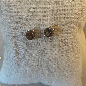 Smokey gray sparkle studs